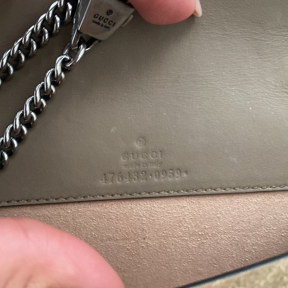 Gucci Dionysus GG Supreme Super Mini Bag - Picture 5 of 7